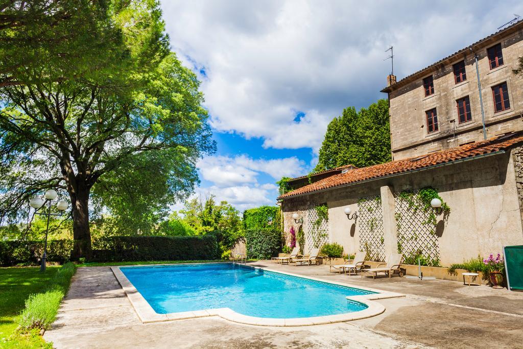 Sommières Auberge Du Pont Romain מראה חיצוני תמונה