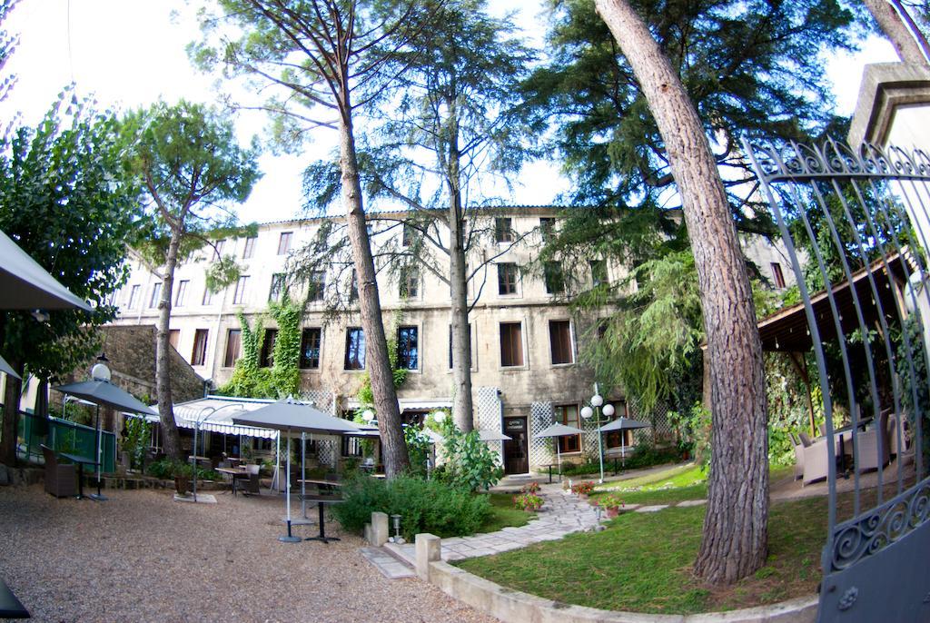 Sommières Auberge Du Pont Romain מראה חיצוני תמונה