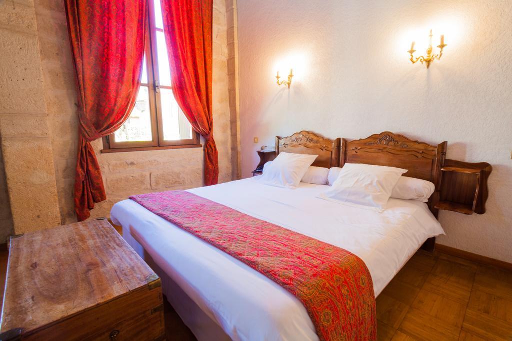 Sommières Auberge Du Pont Romain חדר תמונה