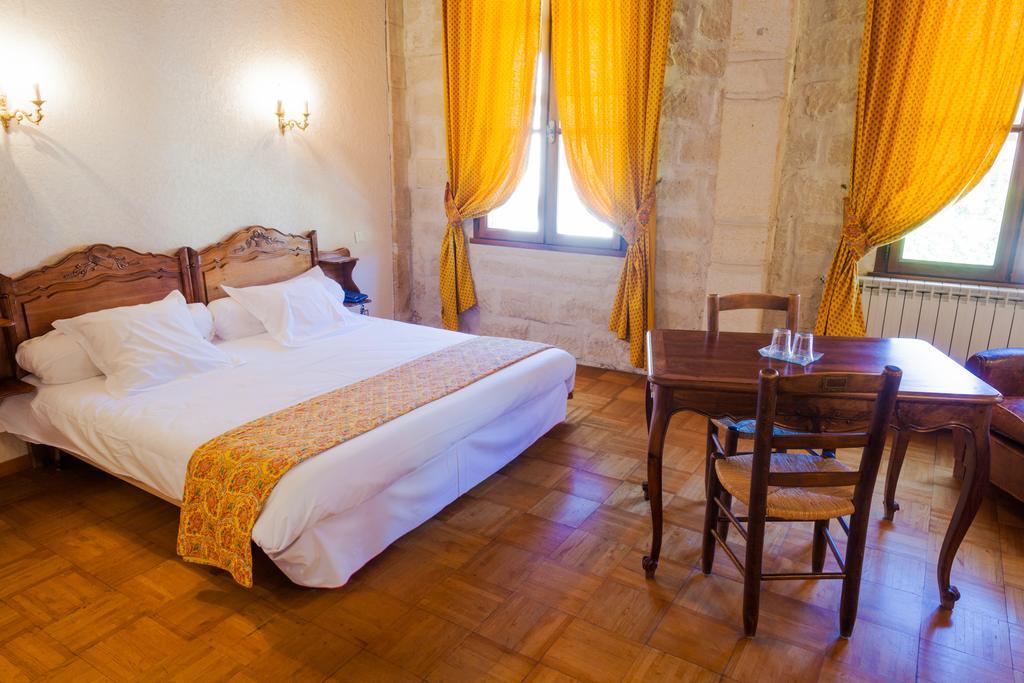 Sommières Auberge Du Pont Romain חדר תמונה