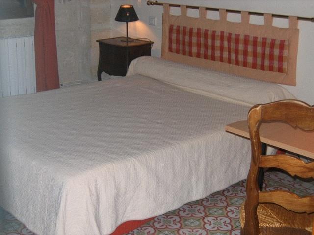 Sommières Auberge Du Pont Romain חדר תמונה